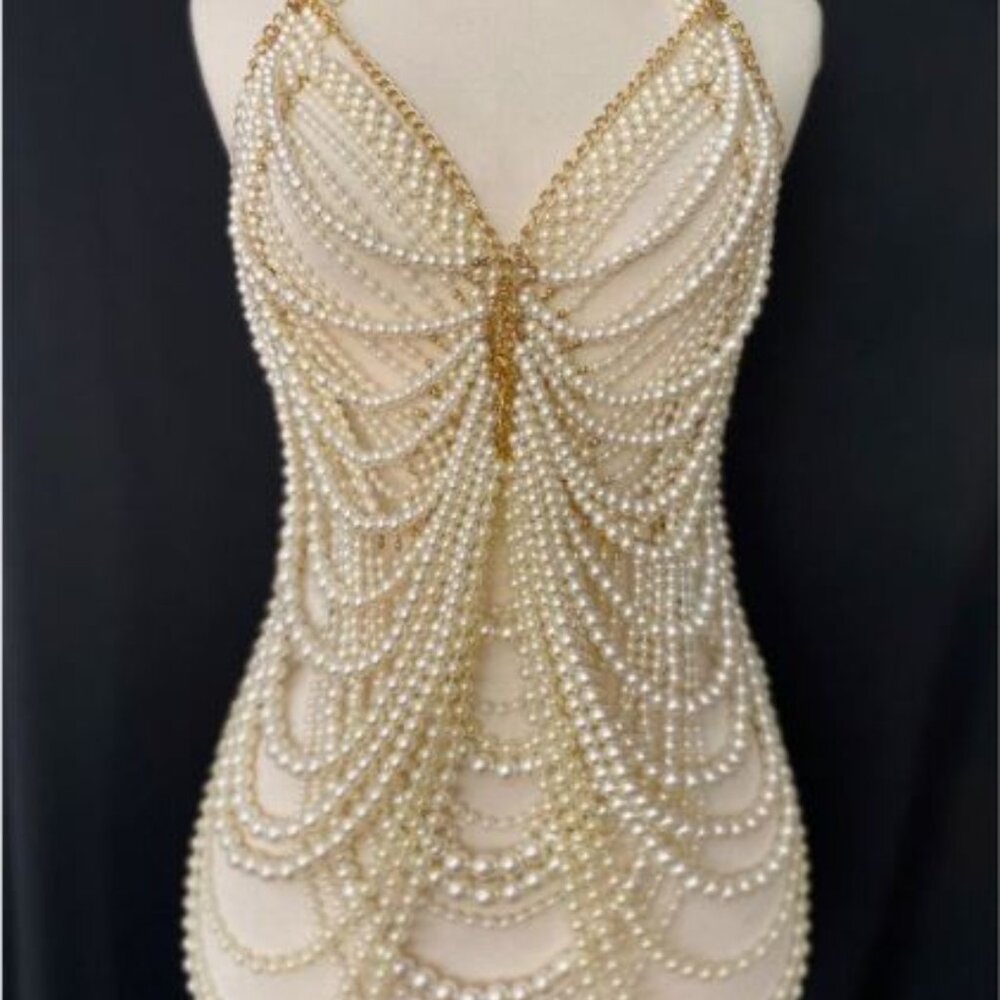 Floral Home Accent with Pink and Green Design